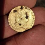 Dedektörle Bulunan 1791 Tarihli Altın Para Fotoğrafı - 1